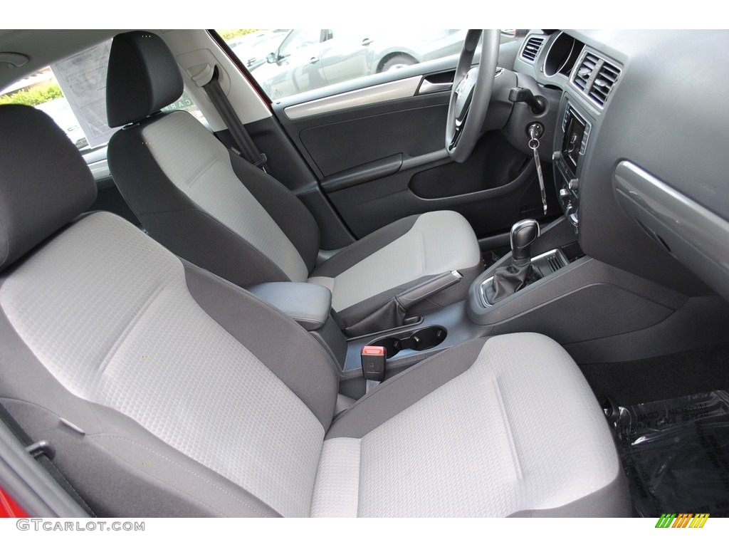 2017 Jetta S - Cardinal Red Metallic / Black/Palladium Gray photo #19