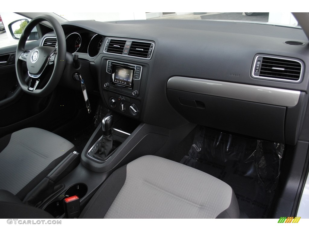 2017 Jetta S - White Silver / Black/Palladium Gray photo #18