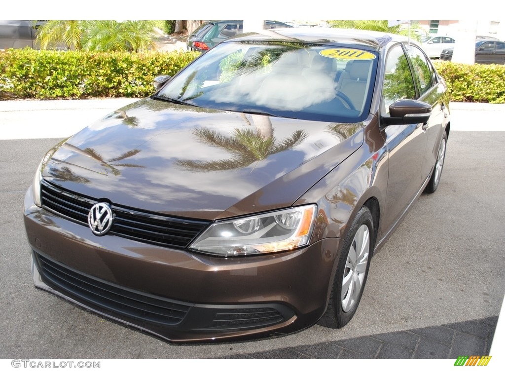 2011 Jetta SE Sedan - Toffee Brown Metallic / Cornsilk Beige photo #4