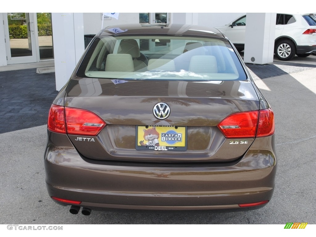 2011 Jetta SE Sedan - Toffee Brown Metallic / Cornsilk Beige photo #8