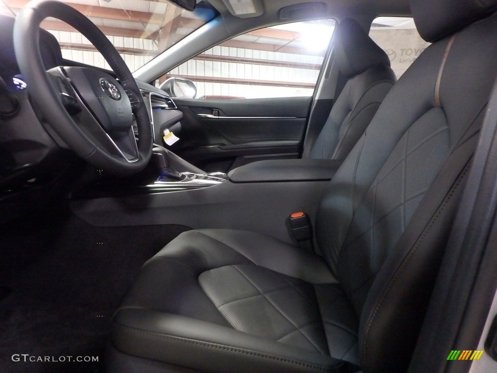 2018 Camry XLE - Celestial Silver Metallic / Black photo #6