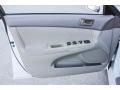 Super White - Camry LE Photo No. 17