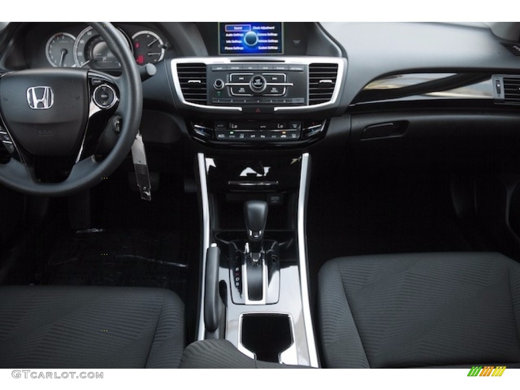 2017 Accord LX Sedan - Lunar Silver Metallic / Black photo #12