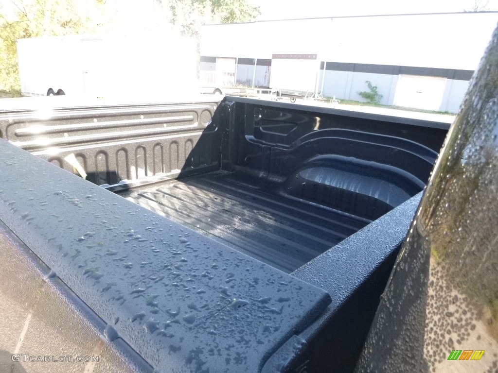 2018 1500 Express Crew Cab 4x4 - Brilliant Black Crystal Pearl / Black/Diesel Gray photo #13