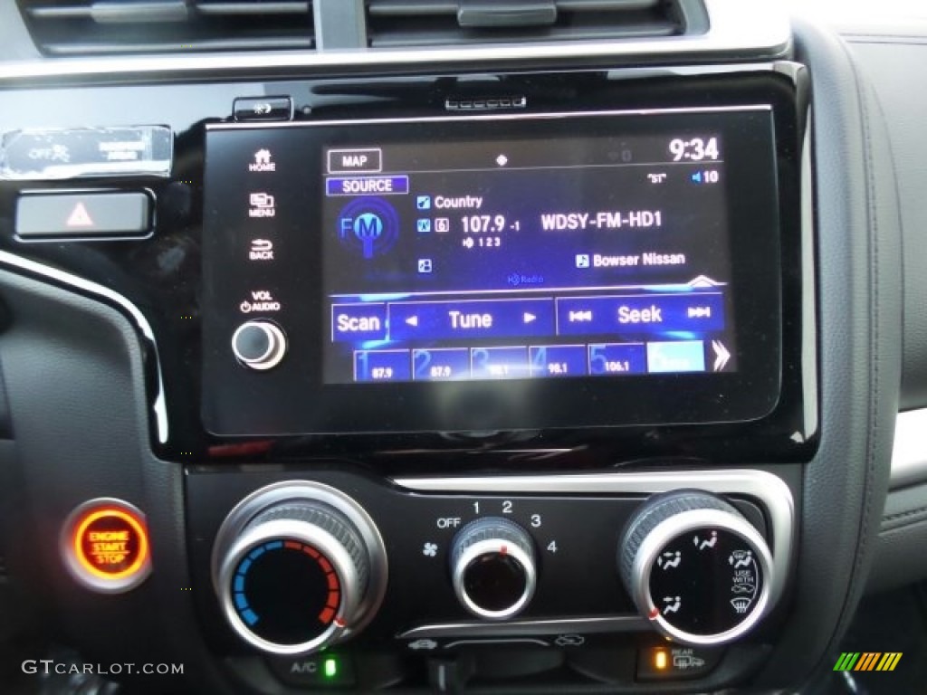 2018 Honda Fit EX-L Controls Photo #123555403