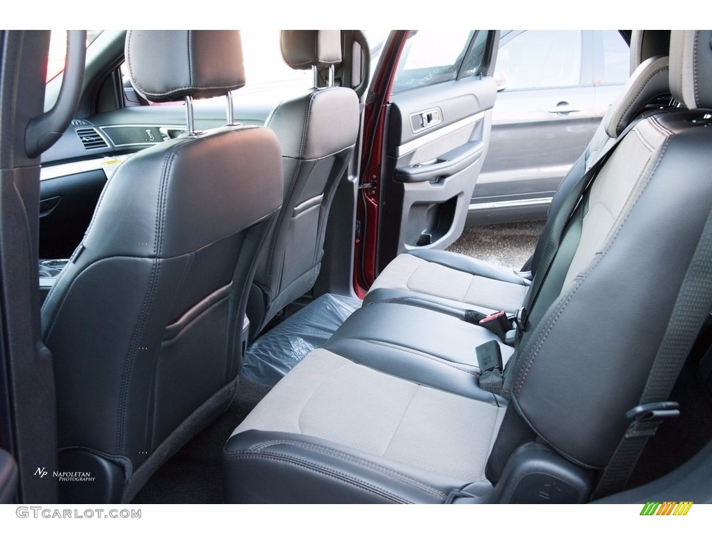 2017 Ford Explorer XLT 4WD Rear Seat Photo #123557068