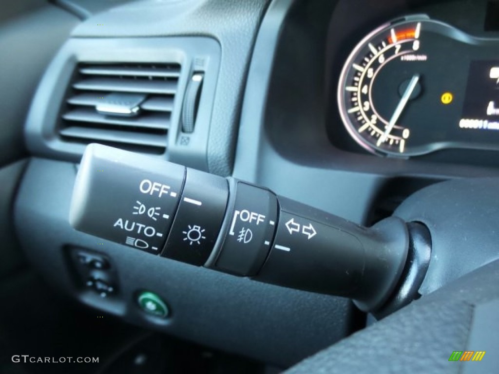 2018 Honda Ridgeline Sport AWD Controls Photo #123557959