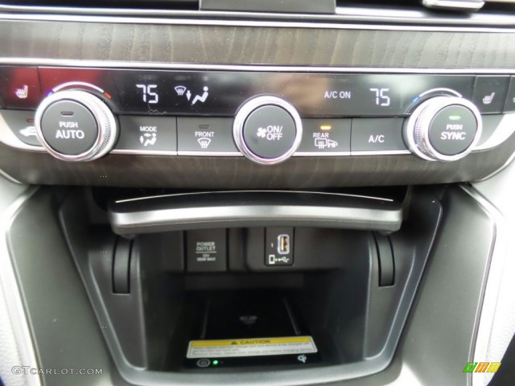2018 Honda Accord Touring Sedan Controls Photo #123558545