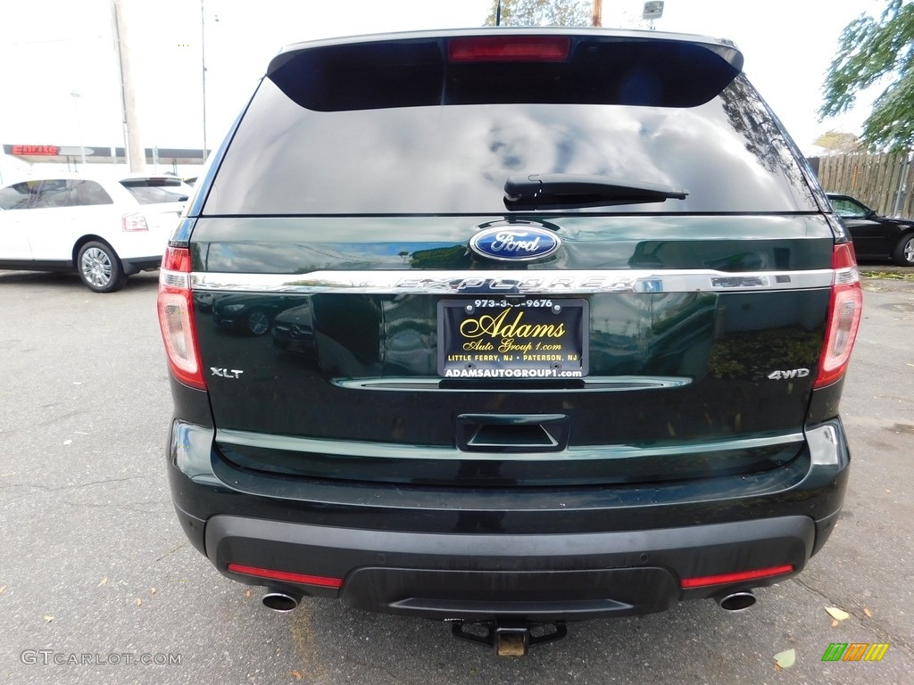 2013 Explorer XLT 4WD - Green Gem Metallic / Medium Light Stone photo #6