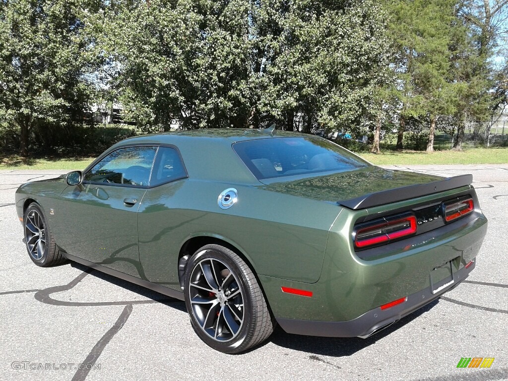 2018 Challenger R/T Scat Pack - F8 Green / Black photo #8