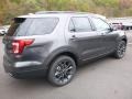 Magnetic - Explorer XLT 4WD Photo No. 2