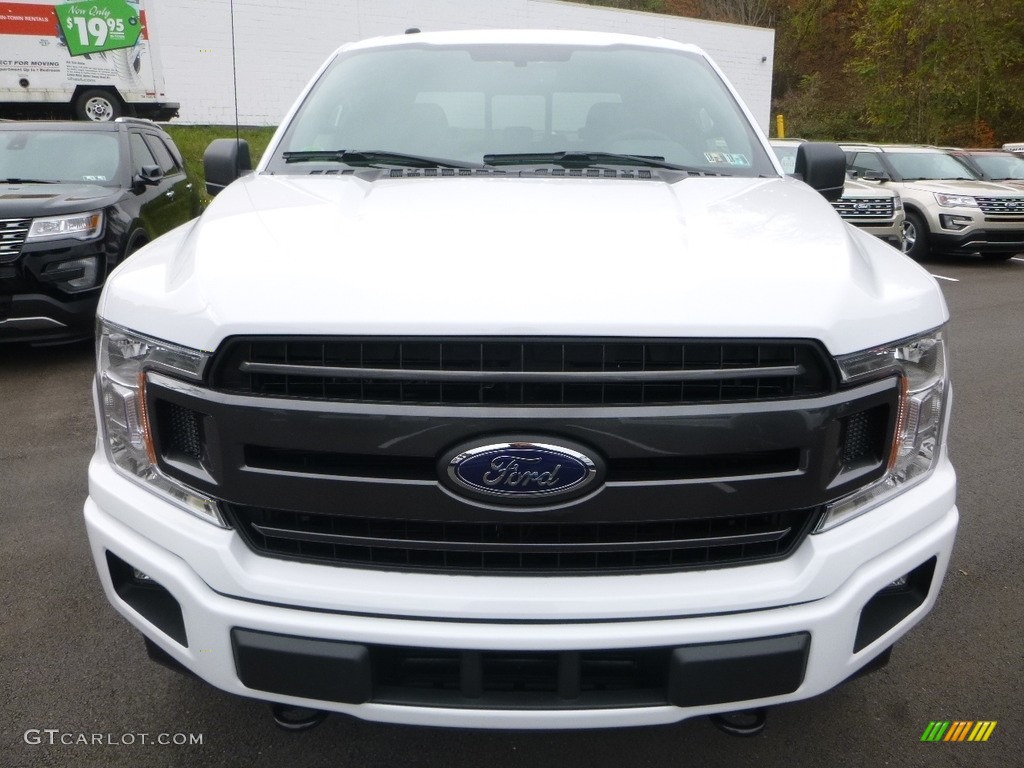 2018 F150 XLT SuperCrew 4x4 - Oxford White / Earth Gray photo #4