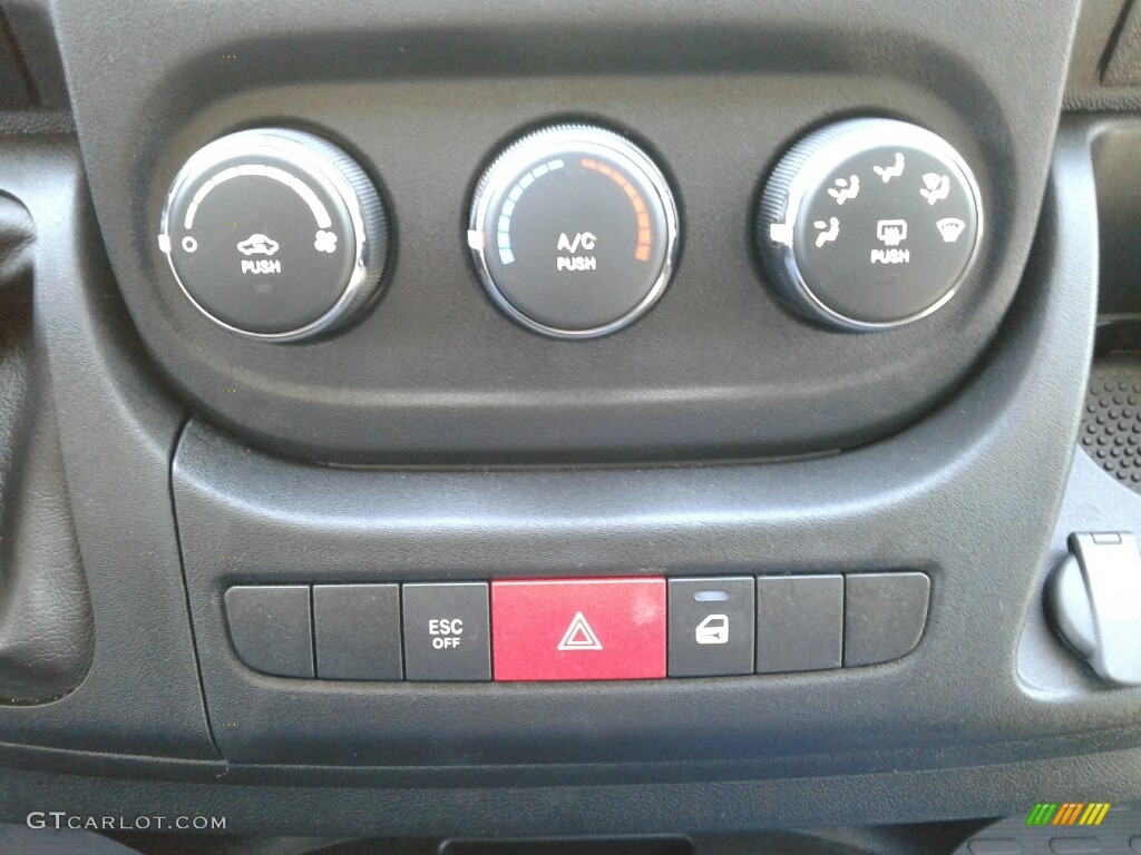 2018 Ram ProMaster 2500 High Roof Cargo Van Controls Photo #123568219