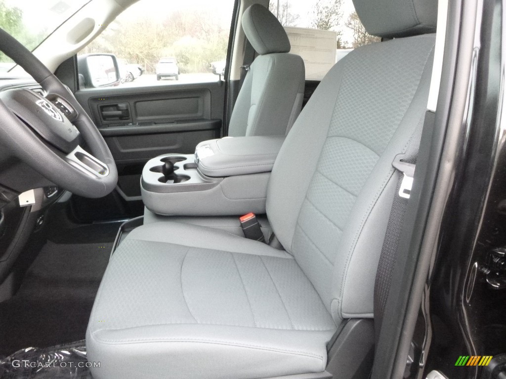 2018 1500 Express Crew Cab 4x4 - Brilliant Black Crystal Pearl / Black/Diesel Gray photo #16