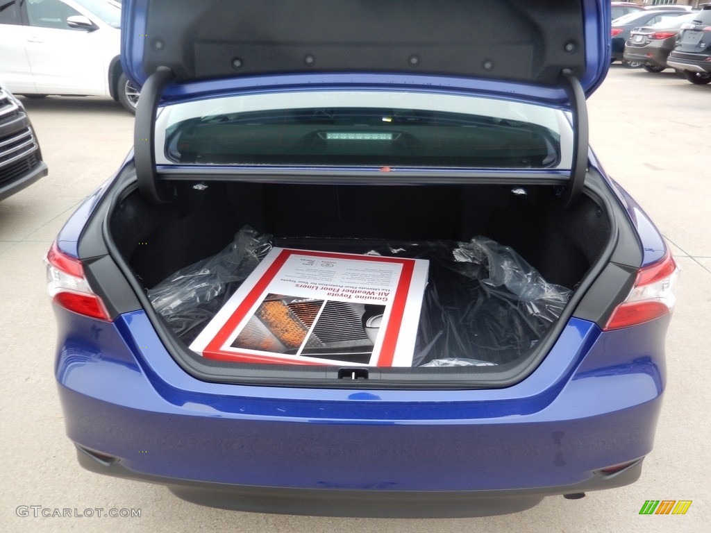 2018 Camry LE - Blue Crush Metallic / Black photo #6