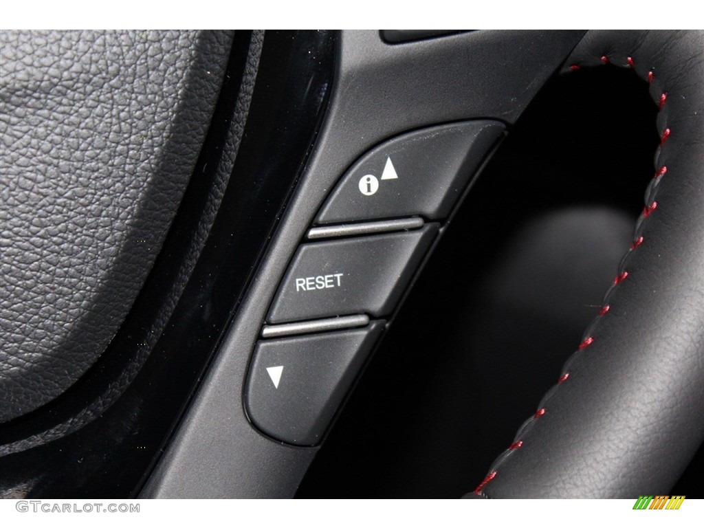 2018 Honda Ridgeline Black Edition AWD Controls Photo #123570667