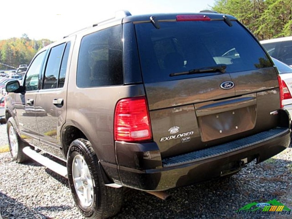 2005 Explorer XLT 4x4 - Dark Stone Metallic / Medium Parchment photo #3