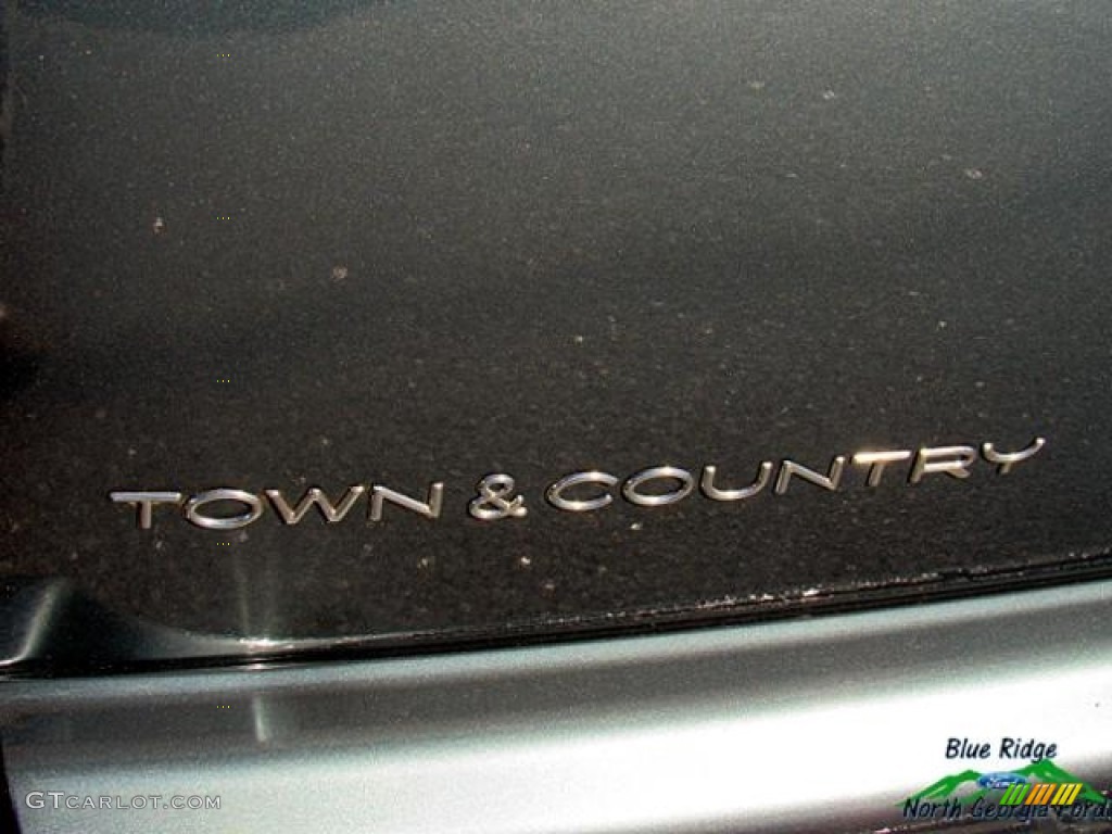 2007 Town & Country LX - Marine Blue Pearl / Medium Slate Gray photo #27
