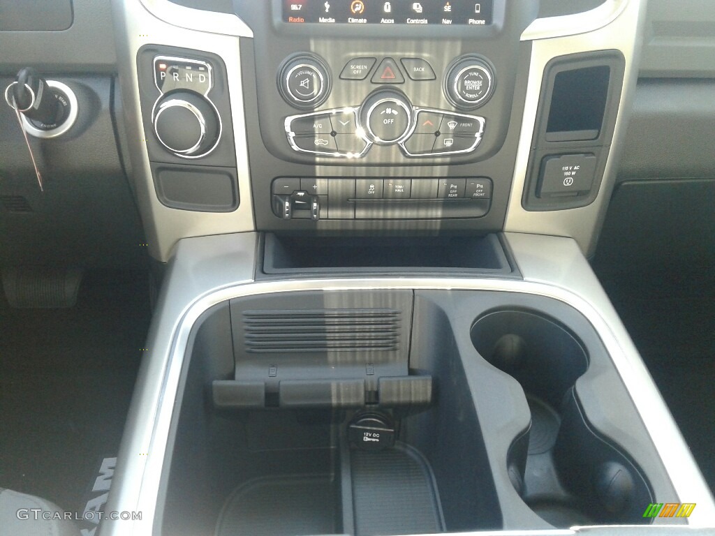 2018 1500 Big Horn Crew Cab - Bright White / Black/Diesel Gray photo #16