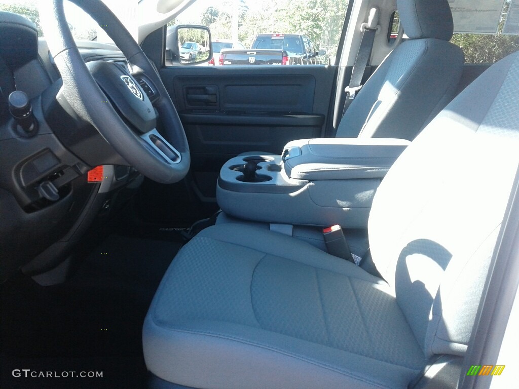 2018 1500 Express Crew Cab - Bright White / Black/Diesel Gray photo #9