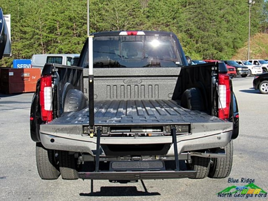 2017 F450 Super Duty King Ranch Crew Cab 4x4 - Shadow Black / King Ranch Java photo #12