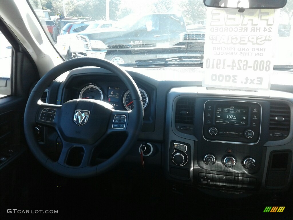 2018 1500 Express Crew Cab - Bright White / Black/Diesel Gray photo #13
