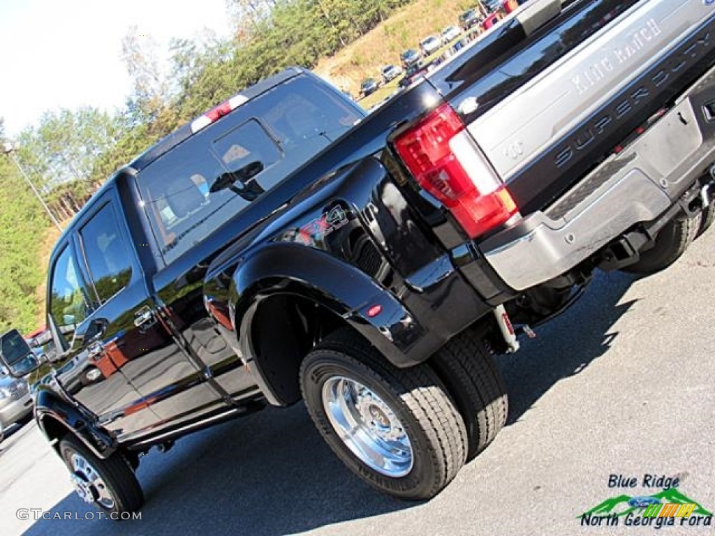 2017 F450 Super Duty King Ranch Crew Cab 4x4 - Shadow Black / King Ranch Java photo #36