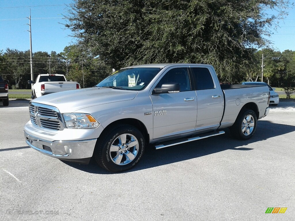 2018 1500 Big Horn Crew Cab - Bright Silver Metallic / Black/Diesel Gray photo #1