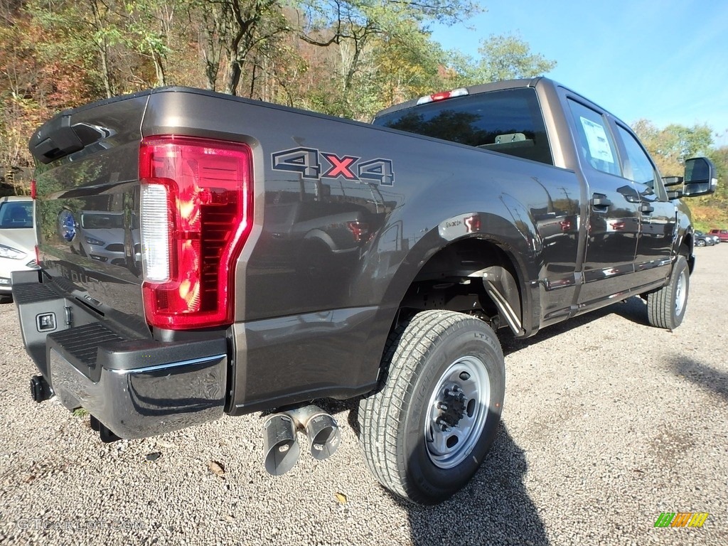 2017 F250 Super Duty XL Crew Cab 4x4 - Caribou / Medium Earth Gray photo #2