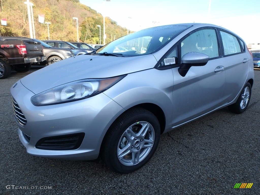 2017 Fiesta SE Hatchback - Ingot Silver / Charcoal Black photo #7