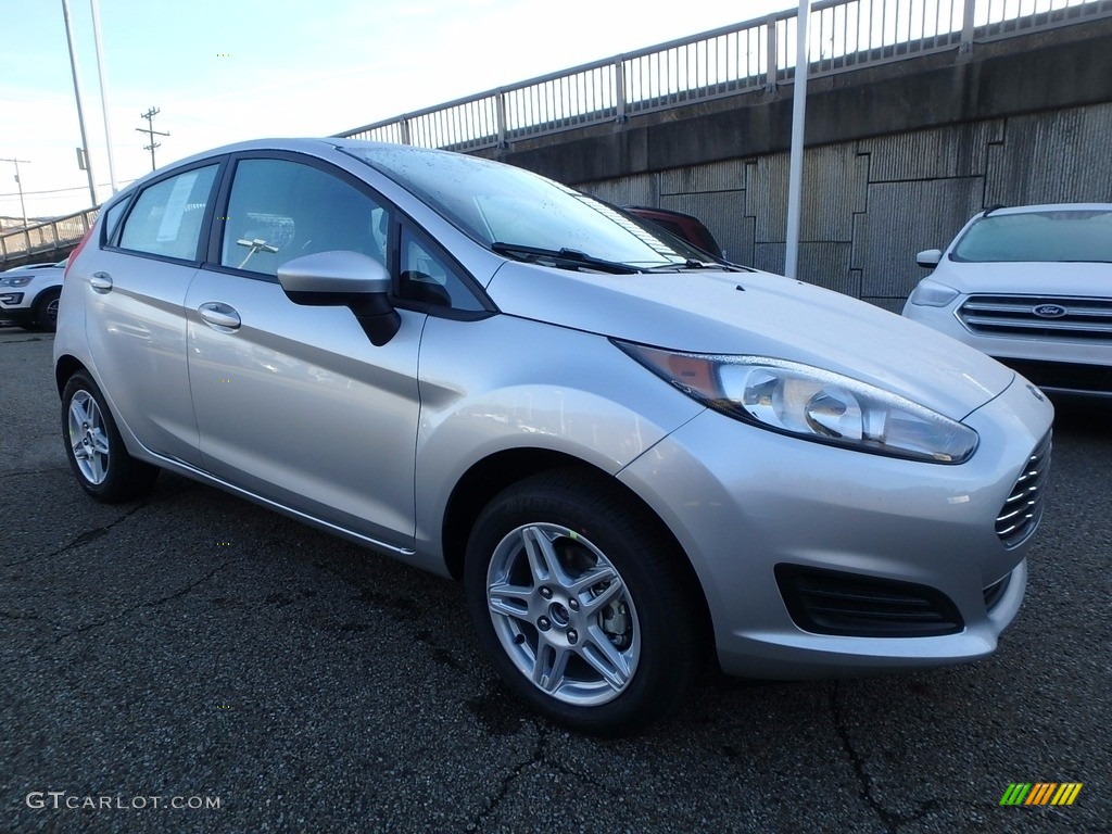 2017 Fiesta SE Hatchback - Ingot Silver / Charcoal Black photo #9
