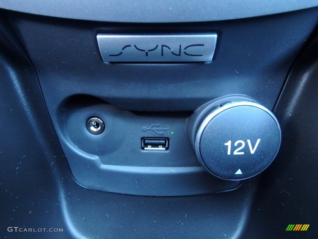 2017 Fiesta SE Hatchback - Ingot Silver / Charcoal Black photo #20