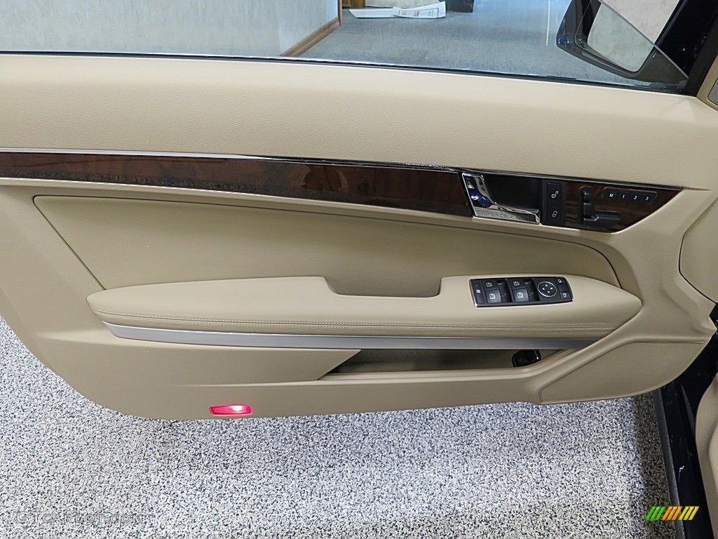 2011 E 350 Cabriolet - Capri Blue Metallic / Almond/Mocha photo #21