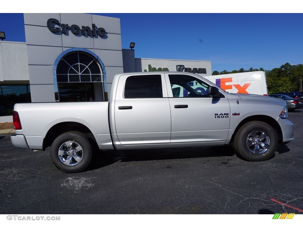 2018 1500 Express Crew Cab - Bright Silver Metallic / Black/Diesel Gray photo #8