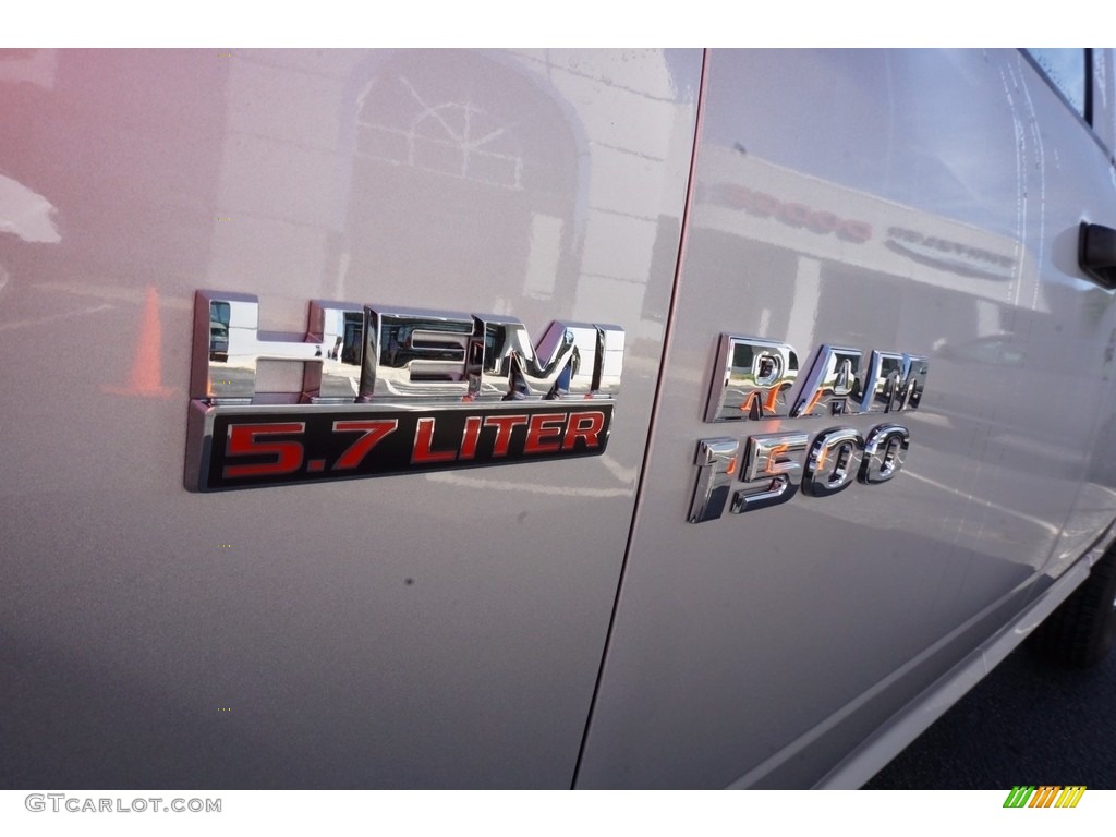 2018 1500 Express Crew Cab - Bright Silver Metallic / Black/Diesel Gray photo #12