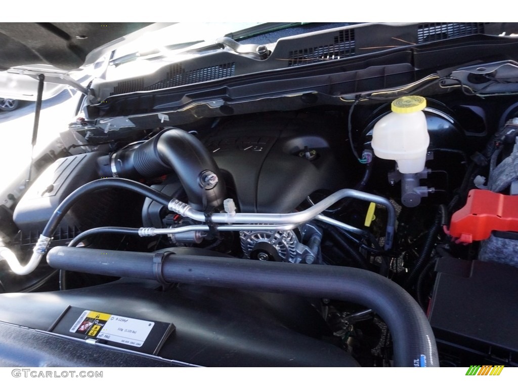 2018 1500 Express Crew Cab - Bright Silver Metallic / Black/Diesel Gray photo #13