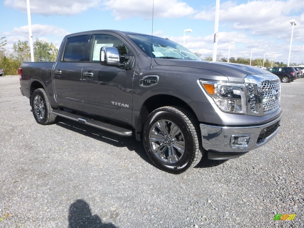 2017 Titan SL Crew Cab 4x4 - Gun Metallic / Black photo #1