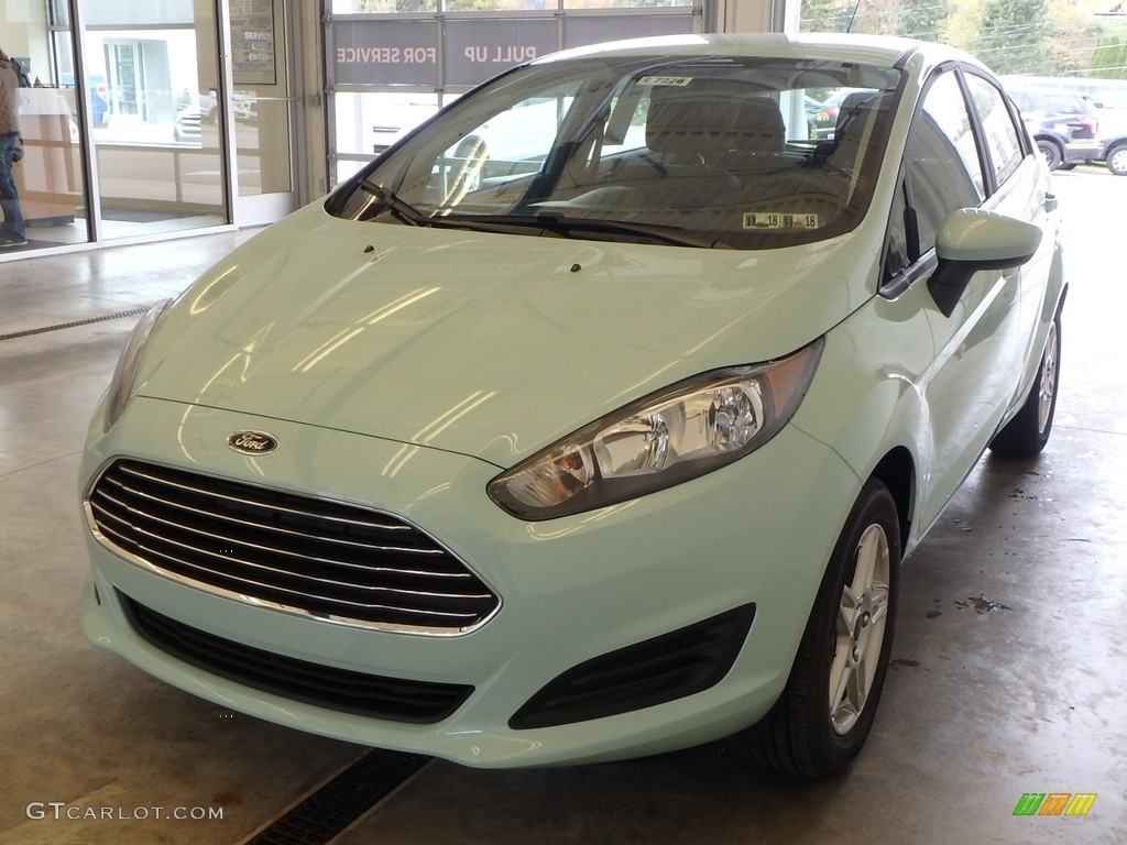 2017 Fiesta SE Hatchback - Bohai Bay Mint / Charcoal Black photo #4