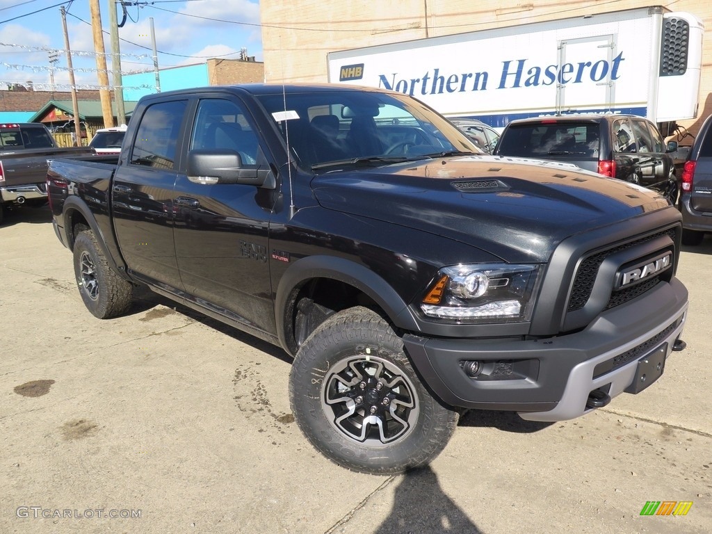 2018 1500 Rebel Crew Cab 4x4 - Brilliant Black Crystal Pearl / Black photo #2