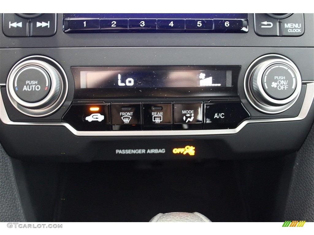 2018 Honda Civic LX Sedan Controls Photo #123598181