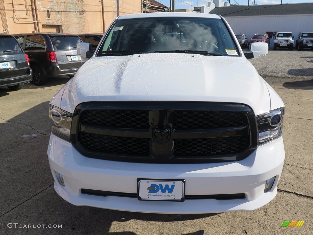 2018 1500 Night Crew Cab 4x4 - Bright White / Black photo #3