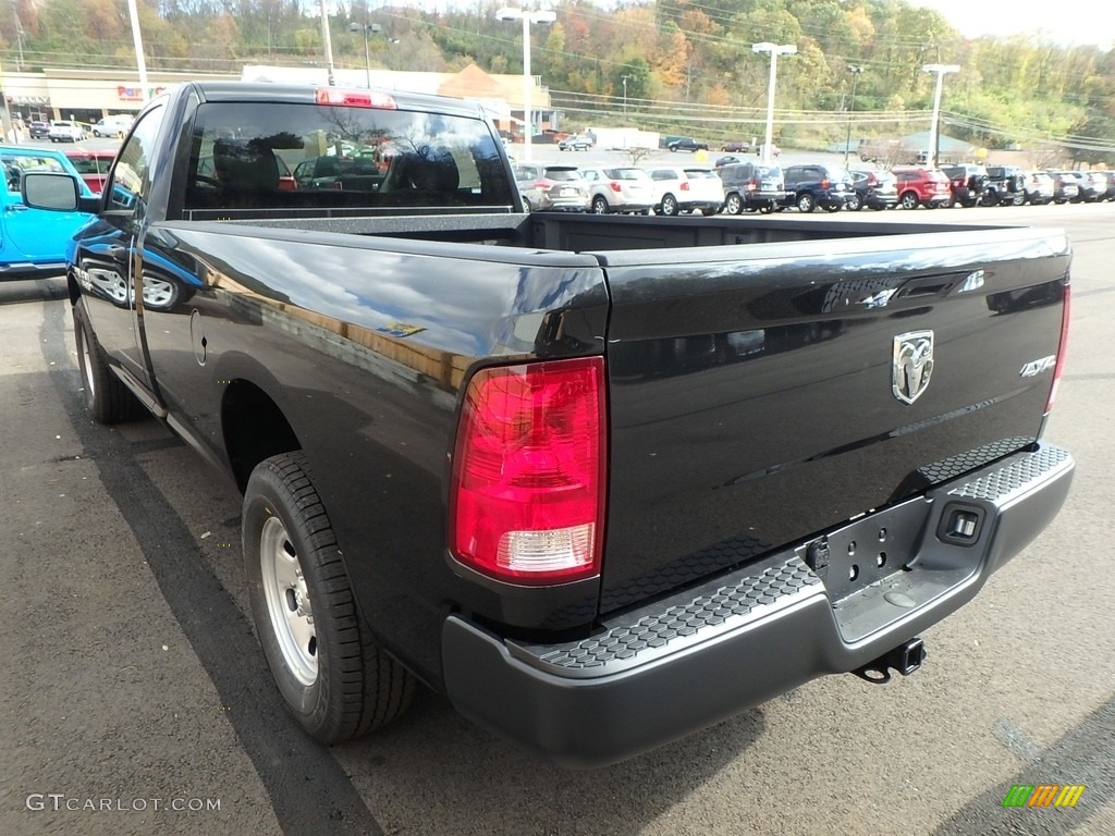 2018 1500 Tradesman Regular Cab 4x4 - Brilliant Black Crystal Pearl / Black/Diesel Gray photo #3