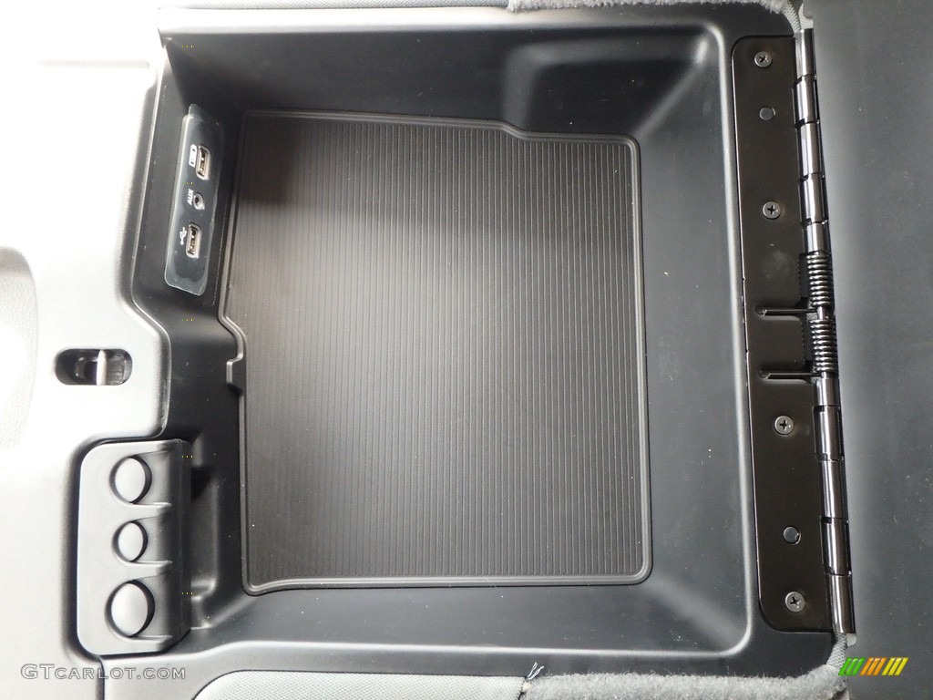 2018 1500 Tradesman Regular Cab 4x4 - Brilliant Black Crystal Pearl / Black/Diesel Gray photo #17