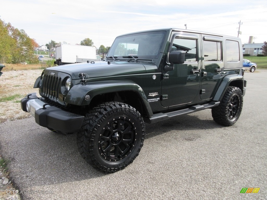 2010 Wrangler Unlimited Sahara 4x4 - Natural Green Pearl / Dark Slate Gray/Medium Slate Gray photo #1