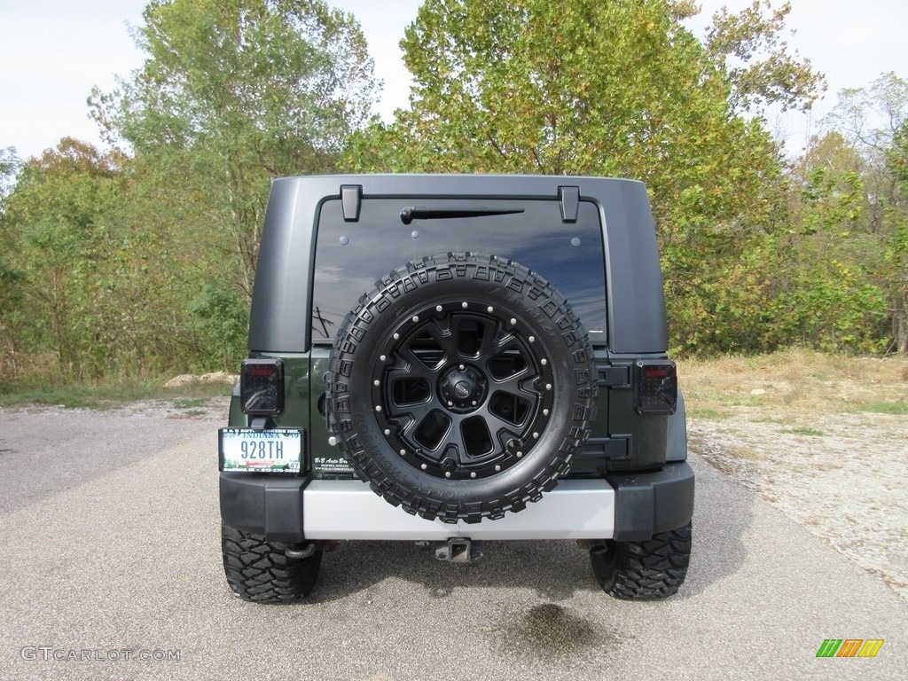 2010 Wrangler Unlimited Sahara 4x4 - Natural Green Pearl / Dark Slate Gray/Medium Slate Gray photo #5
