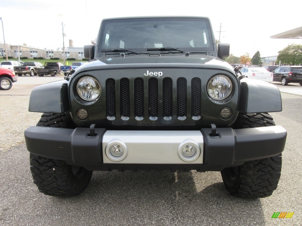 2010 Wrangler Unlimited Sahara 4x4 - Natural Green Pearl / Dark Slate Gray/Medium Slate Gray photo #6