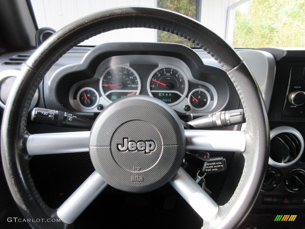 2010 Wrangler Unlimited Sahara 4x4 - Natural Green Pearl / Dark Slate Gray/Medium Slate Gray photo #37
