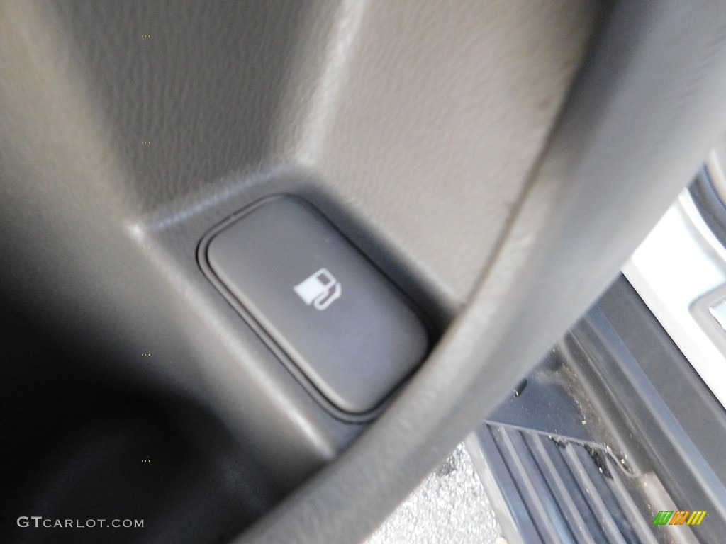 2007 MDX  - Billet Silver Metallic / Ebony photo #13