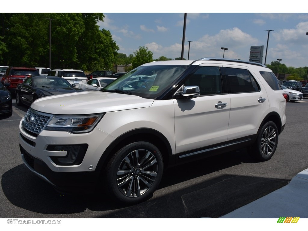 2017 Explorer Platinum 4WD - White Platinum / Medium Soft Ceramic photo #3