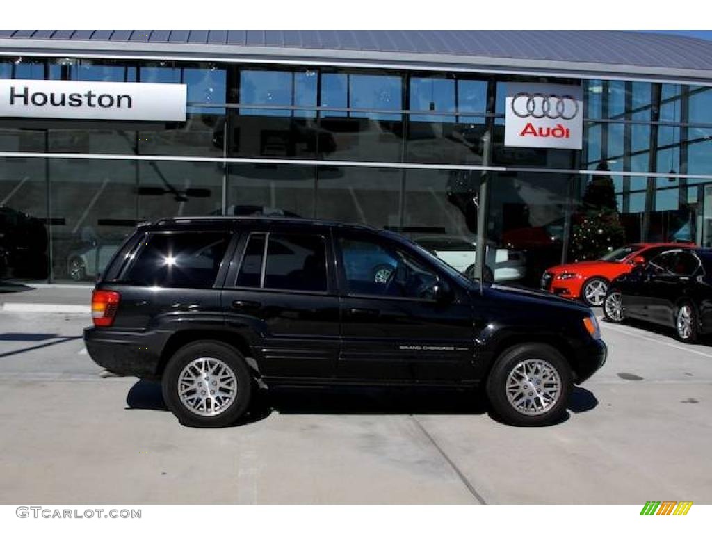 2004 Grand Cherokee Limited 4x4 - Brillant Black Crystal Pearl / Dark Slate Gray photo #1